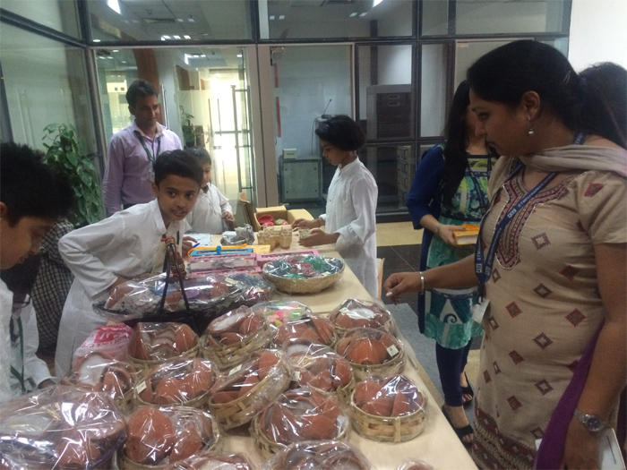 Citizenship Programme presents nukkad natak and shramdaan products to STMICROELECTRONICS.