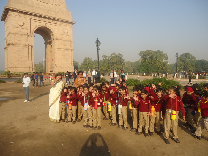 Pre-primary excursion to India Gate and the Metro Museum