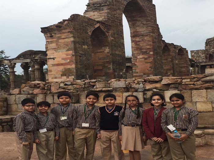 Visit to the Qutub Minar, class 4