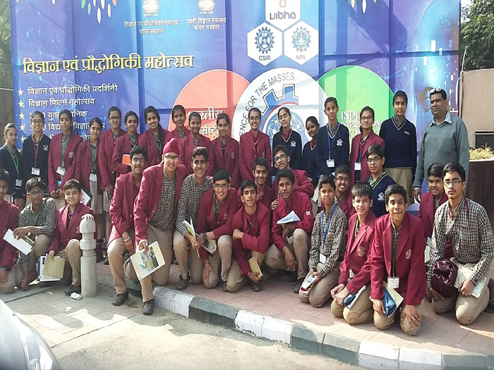 Visit to the India International Science Festival for class 9