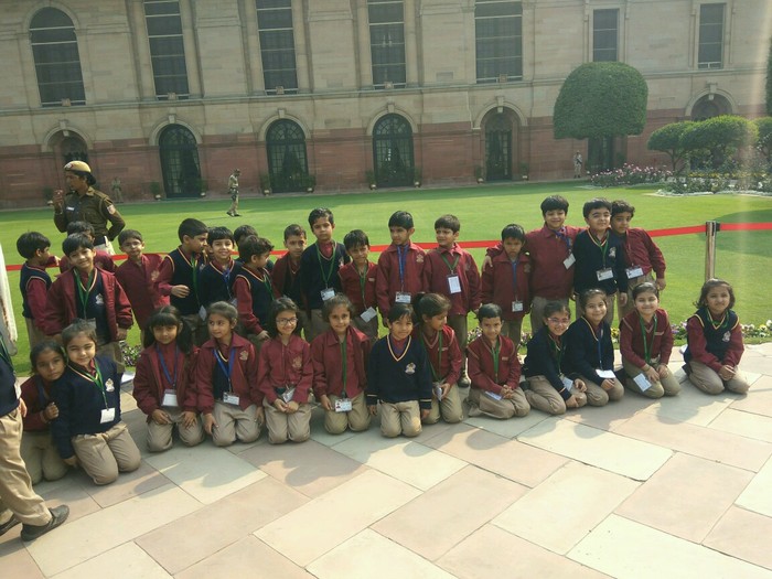 Visit to the Mughal Gardens for class 1.