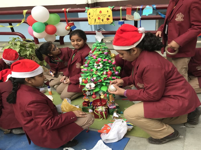 Christmas fiesta by Primary.