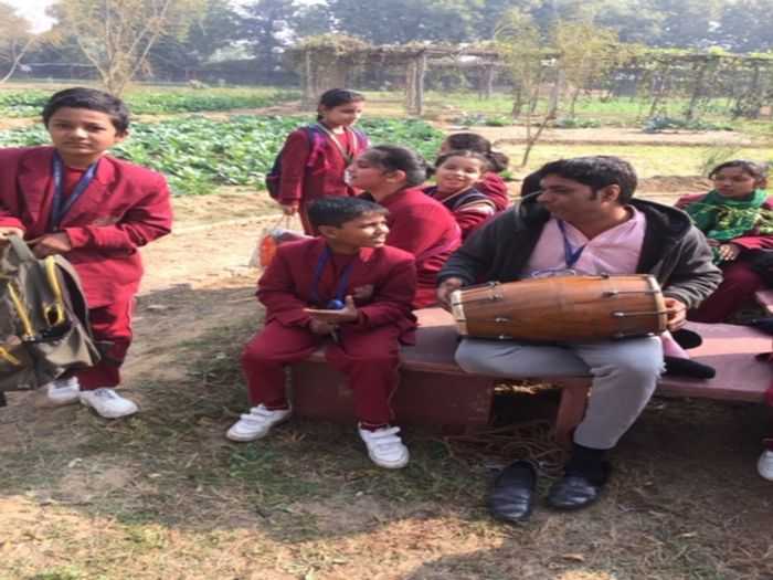 Class 3 spends a day at the School eco park