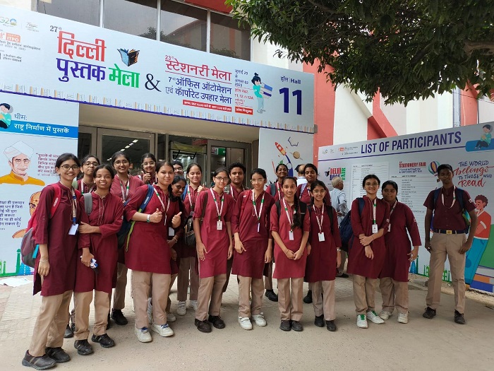 Class 10 visits the Delhi Book Fair 
