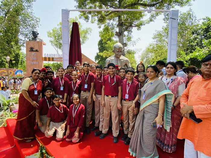 Class 7 attends  Gandhi Vatika inauguration